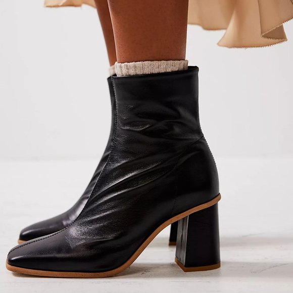 FREE PEOPLE Sienna Square Toe Ankle BOOTS Size 40 9.5 10 Black Leather NEW $198 - Picture 6 of 16